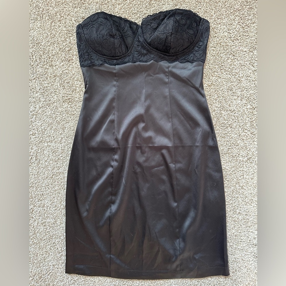 Forever21 Little Black BodyCon Strapless Dress Size Medium
